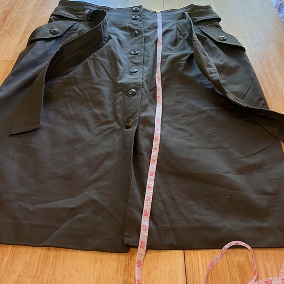 H&M Canvas style skirt with belt - Picture 10 of 11